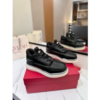 발렌티노 남녀공용 스니커즈 신발 운동화
