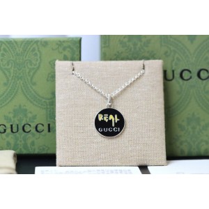 구찌 목걸이