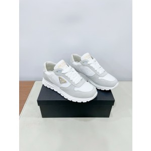 프라다 남녀공용 스니커즈 신발 운동화