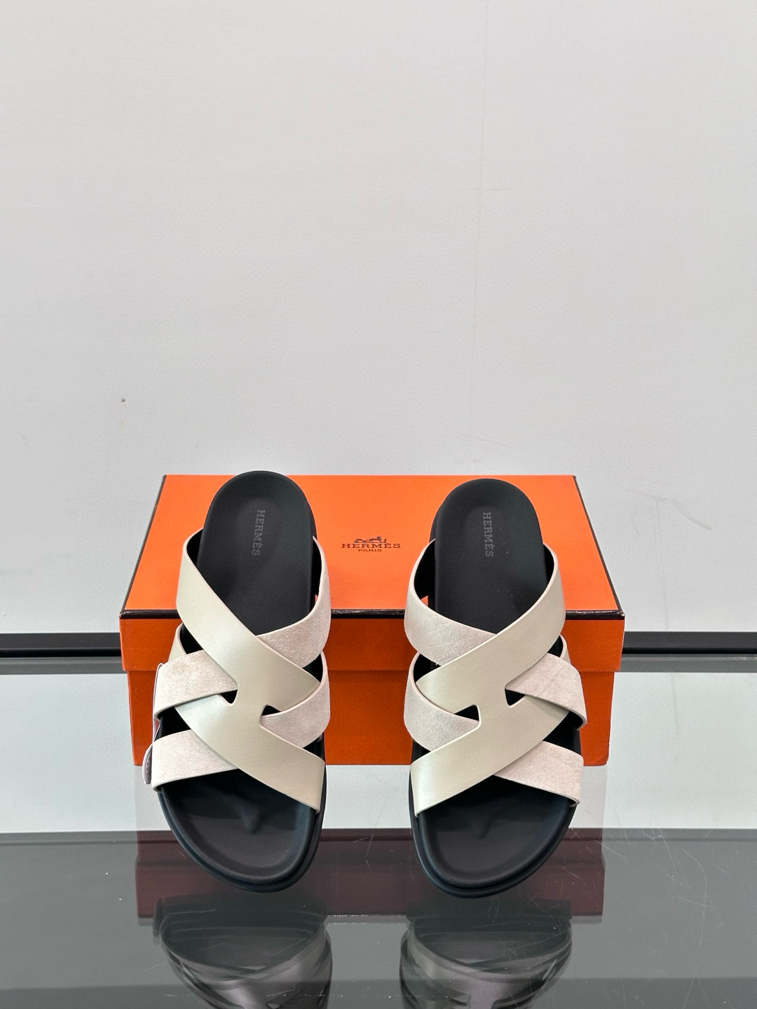 에르메스 남자 슬리퍼