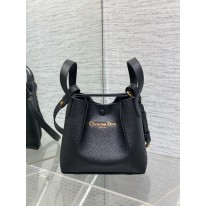 디올 여자가방