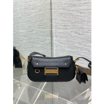 디올 여자가방