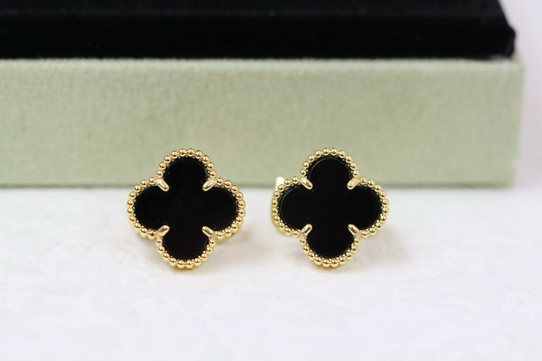 반클리프앤아펠 귀걸이