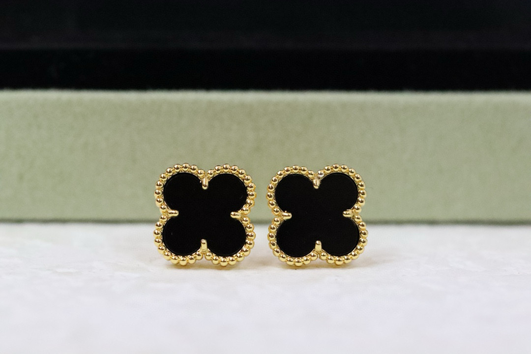 반클리프앤아펠 귀걸이