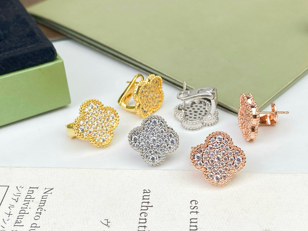 반클리프앤아펠 귀걸이