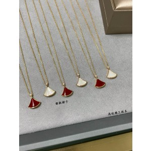 불가리 목걸이