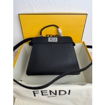 펜디 여자가방 8BN327