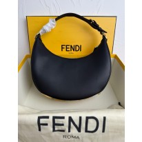 펜디 여자가방 8023