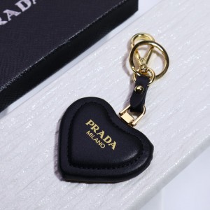 프라다 열쇠고리 키링