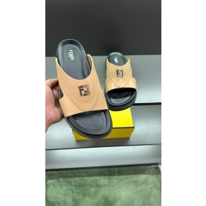 펜디 남자 슬리퍼