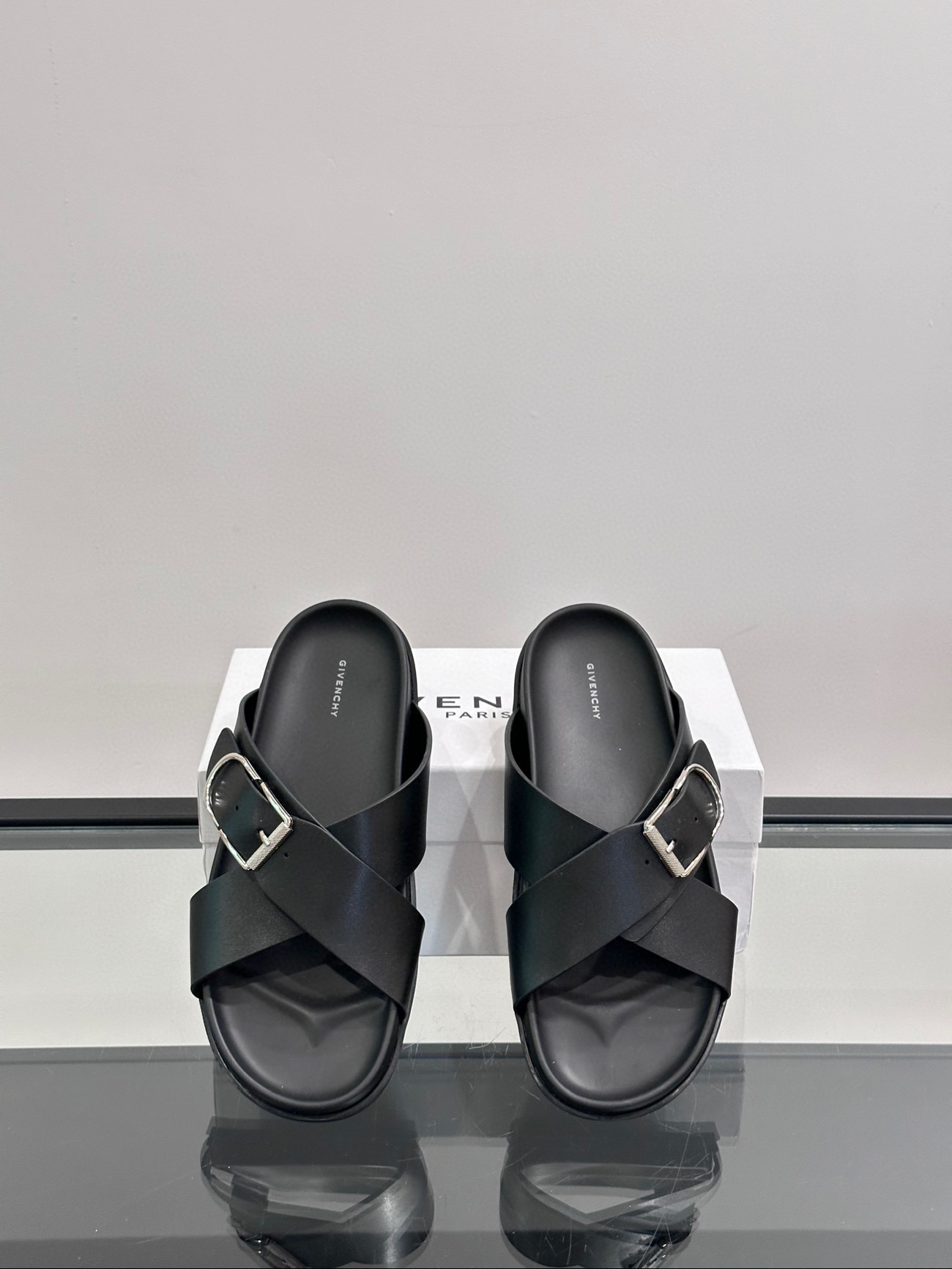 지방시 남자 슬리퍼