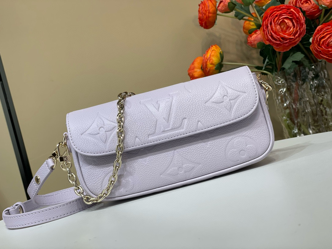 루이비통 m82210 25714 여자가방