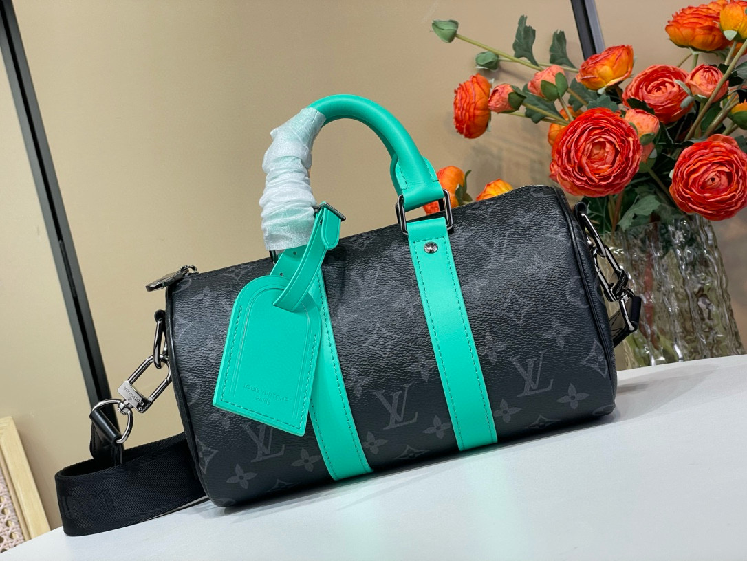 루이비통 m25885 남자가방