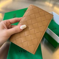 보테가베네타 629679 여권지갑