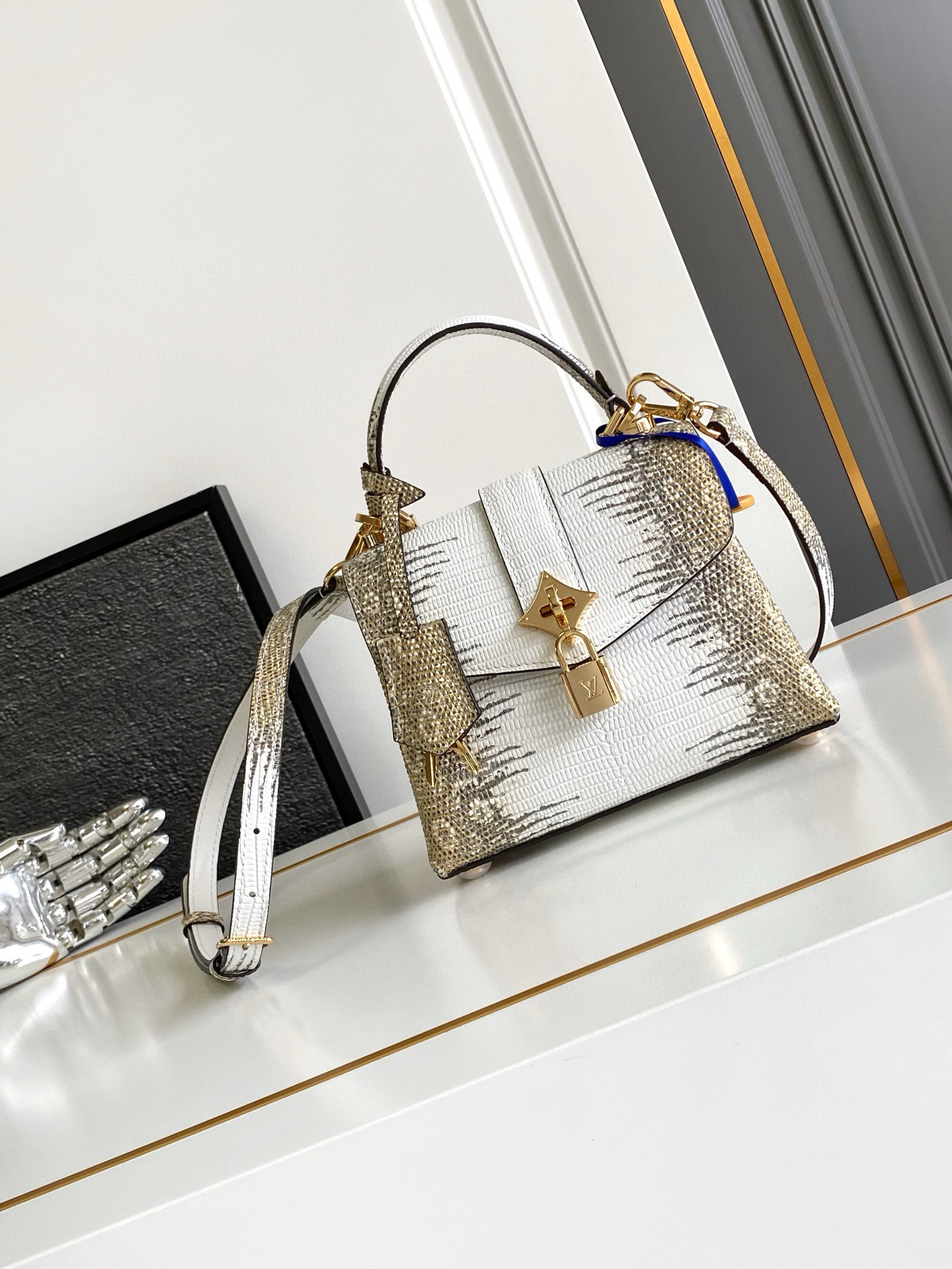 루이비통 M87094 여자가방