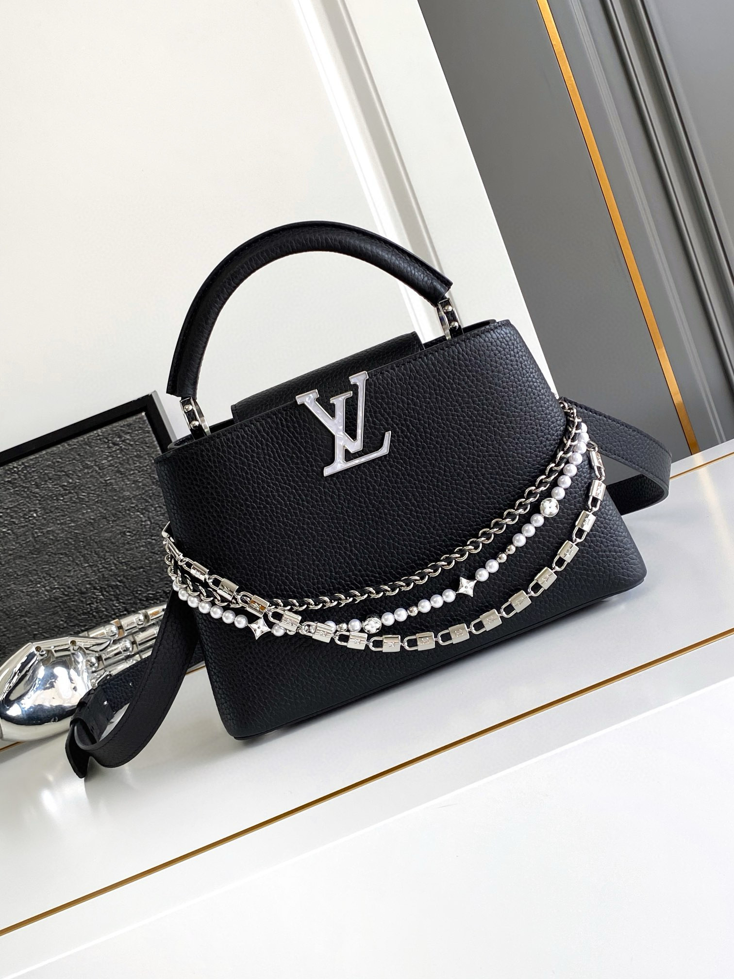 루이비통 M11909 여자가방