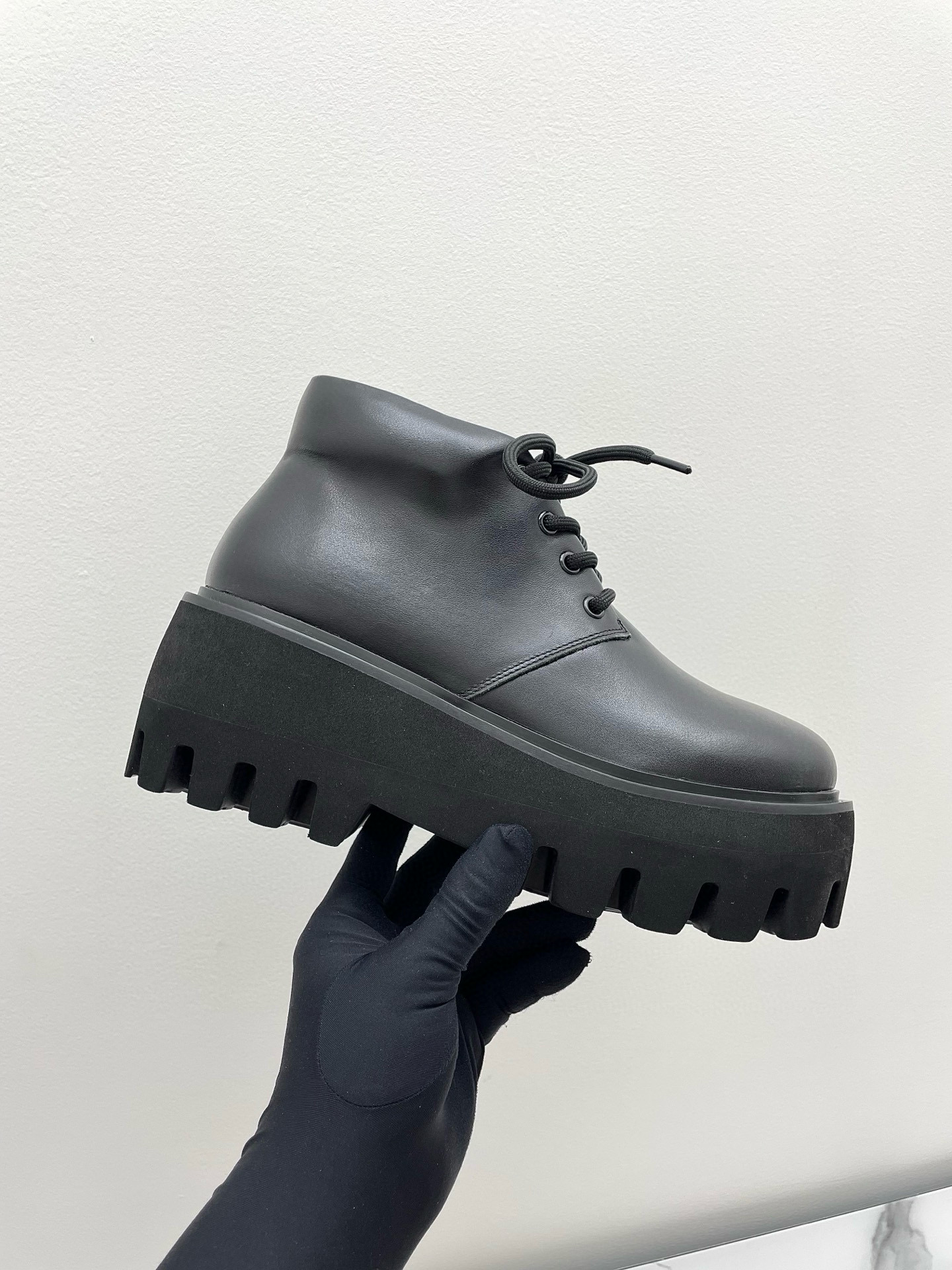 알렉산더 맥퀸 여자 부츠