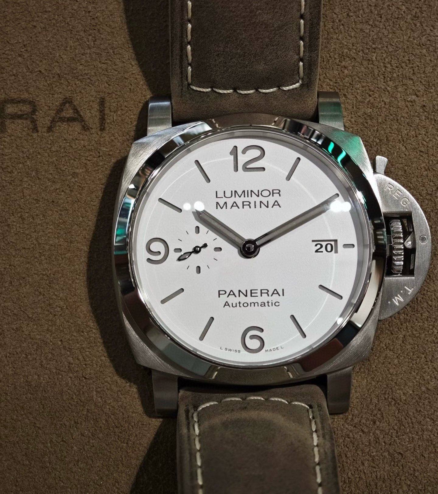 파네라이 A급 남자 시계