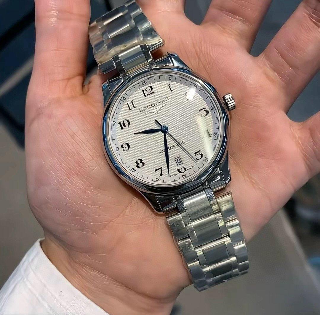 론진 A급 남자 시계