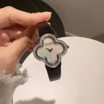 반클리프앤아펠 A급 여자 시계