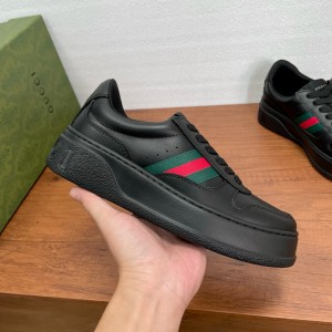 구찌 스크러너 남녀공용 신발 운동화 스니커즈