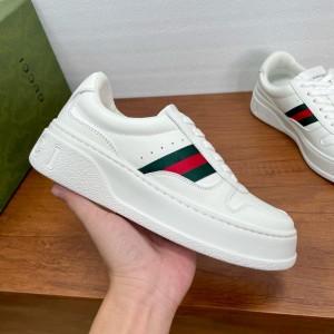 구찌 스크러너 남녀공용 신발 운동화 스니커즈