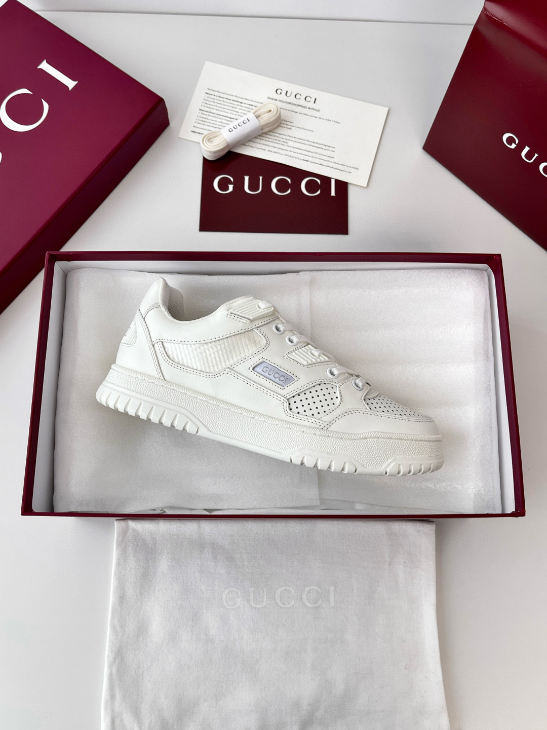 구찌 4cm 남녀공용 신발 운동화 스니커즈