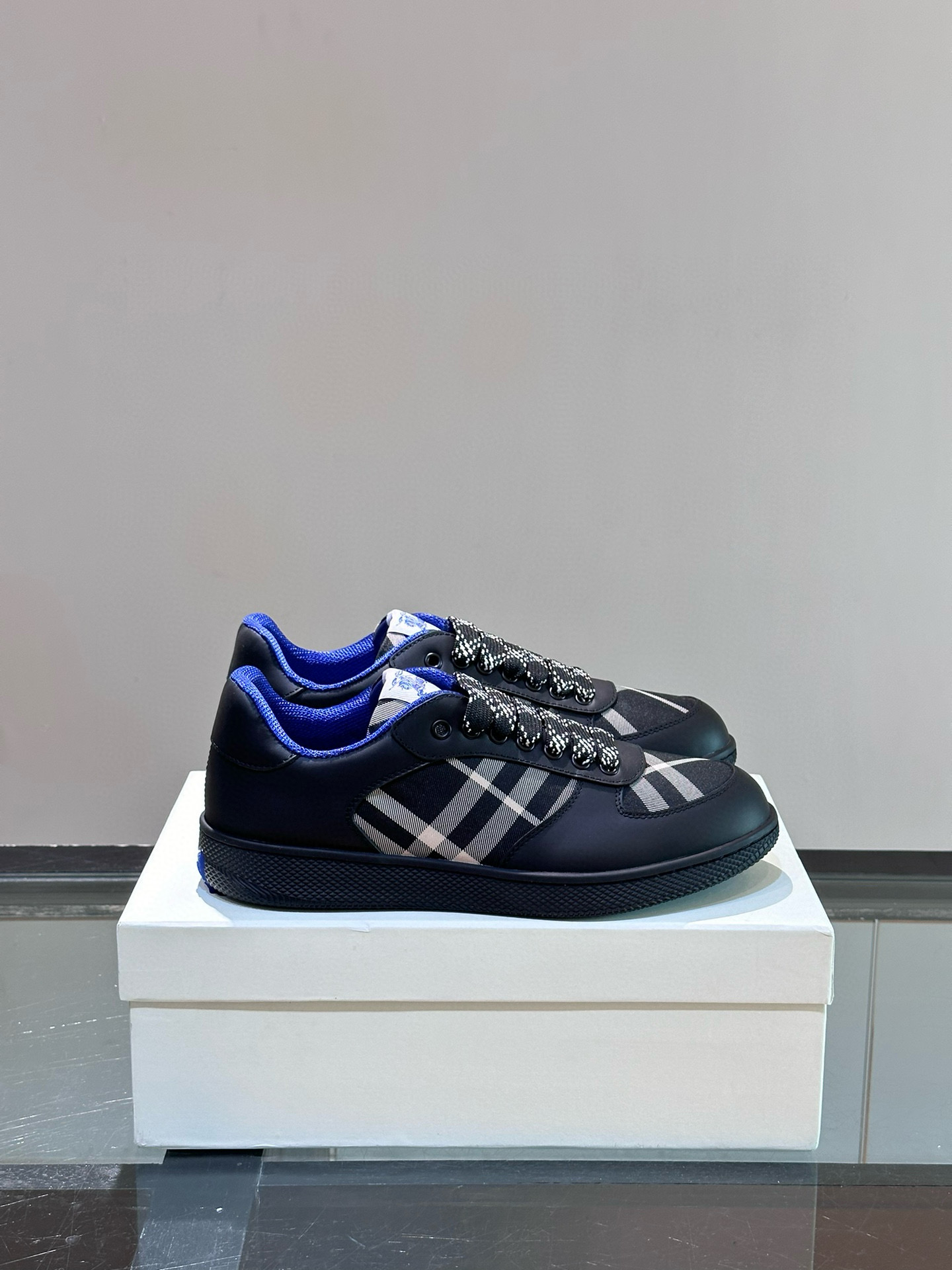 버버리 남자 스니커즈 신발 운동화