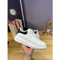 알렉산더 맥퀸 남녀공용 신발 운동화 스니커즈