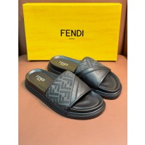 펜디 남자 슬리퍼