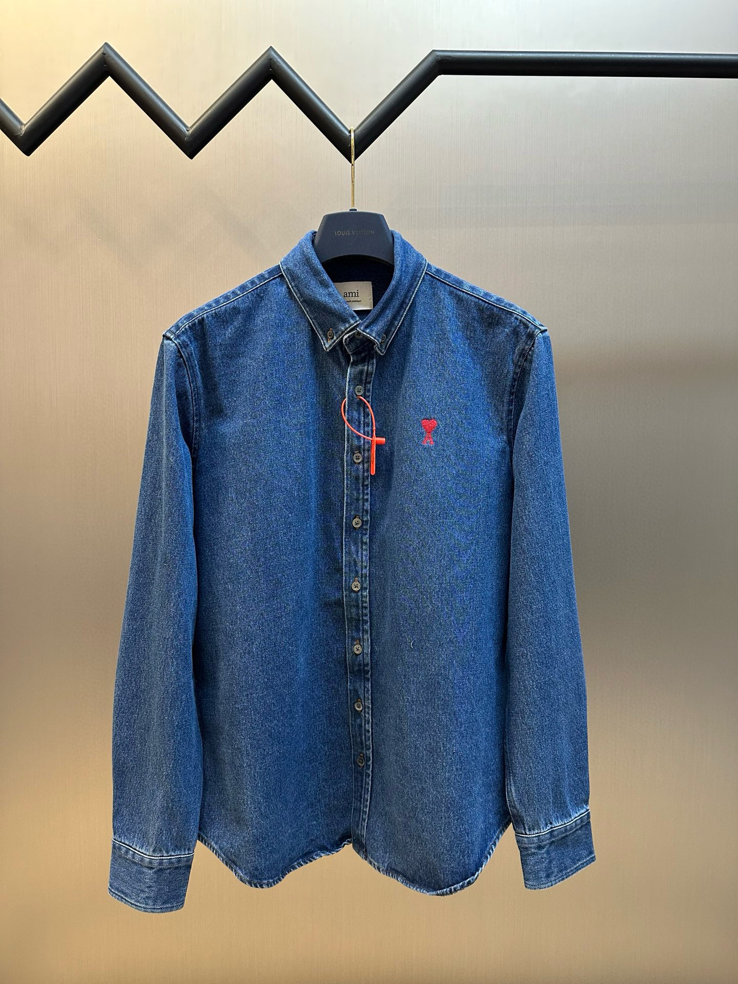 아미 아미리 남녀공용 셔츠