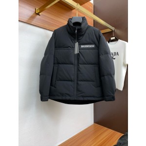 발렌시아가 남자 패딩