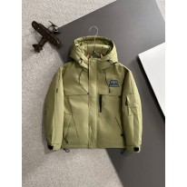 발렌시아가 남자 패딩